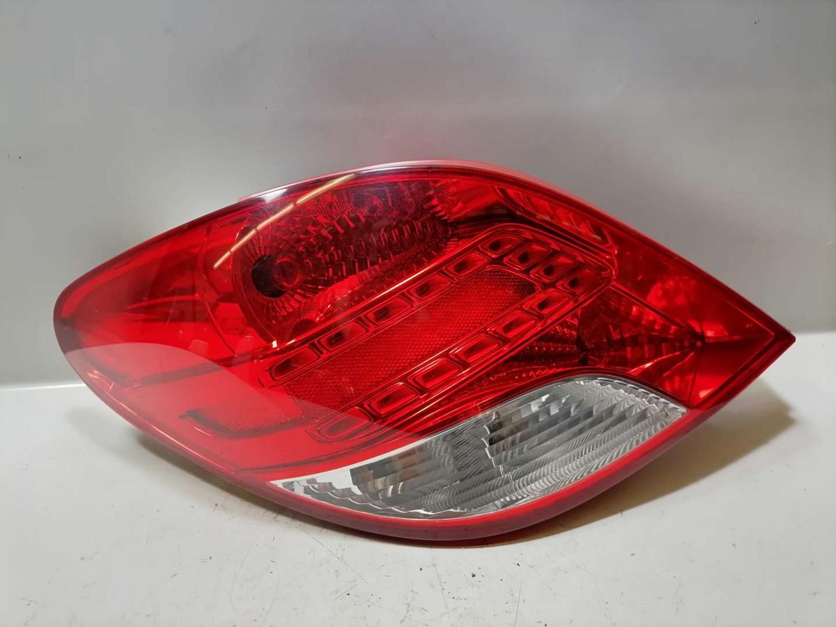 Peugeot 207 original Rücklicht Rückleuchte Schlussleucte links Fließheck Facelift Bj.2011